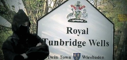 В городе Танбридж Уэллс, который находится в графстве Кент на юго-востоке Англии, появился супергерой.