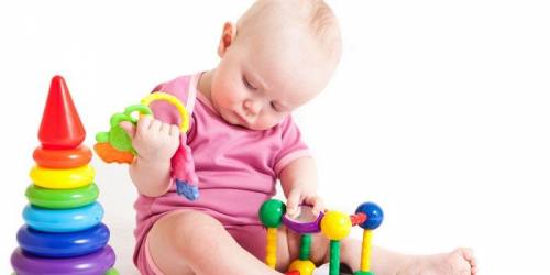 Игрушки для ребенка: влияние на развитие
