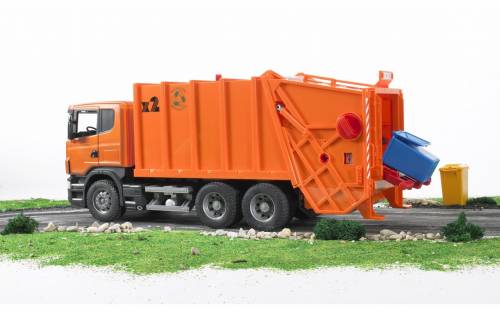  Bruder Scania