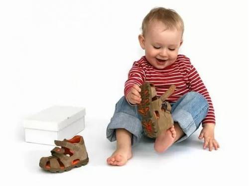 Как выбрать детскую обувь