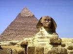 Сколько лет пирамидам?